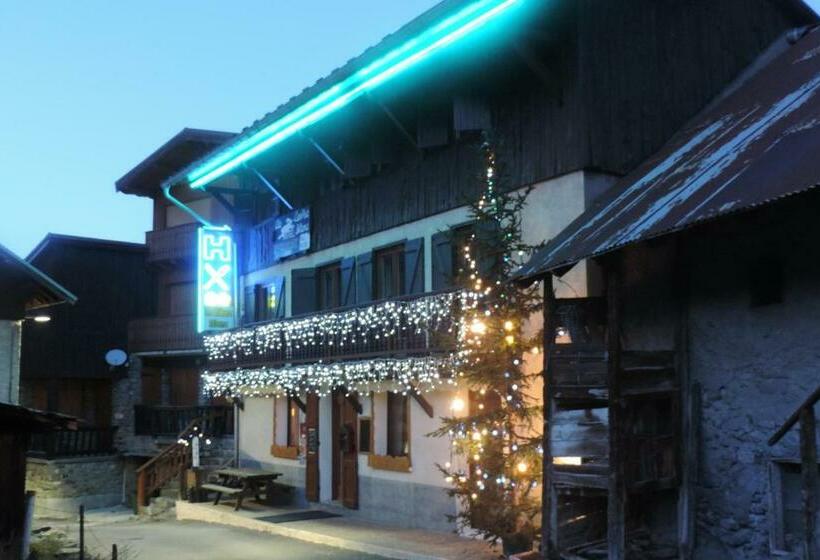 اتاق استاندارد چهار تخته, Hôtel Le Lievre Blanc