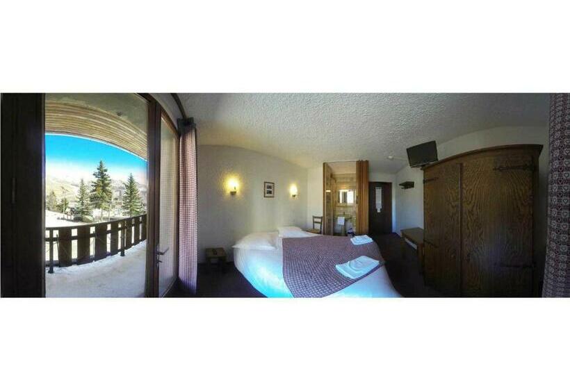 اتاق استاندارد با بالکن, Hôtel Les Gardettes