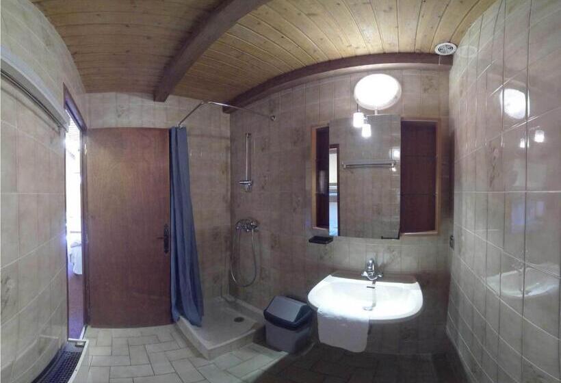 Quarto Superior Quádruplo, Hôtel Les Gardettes