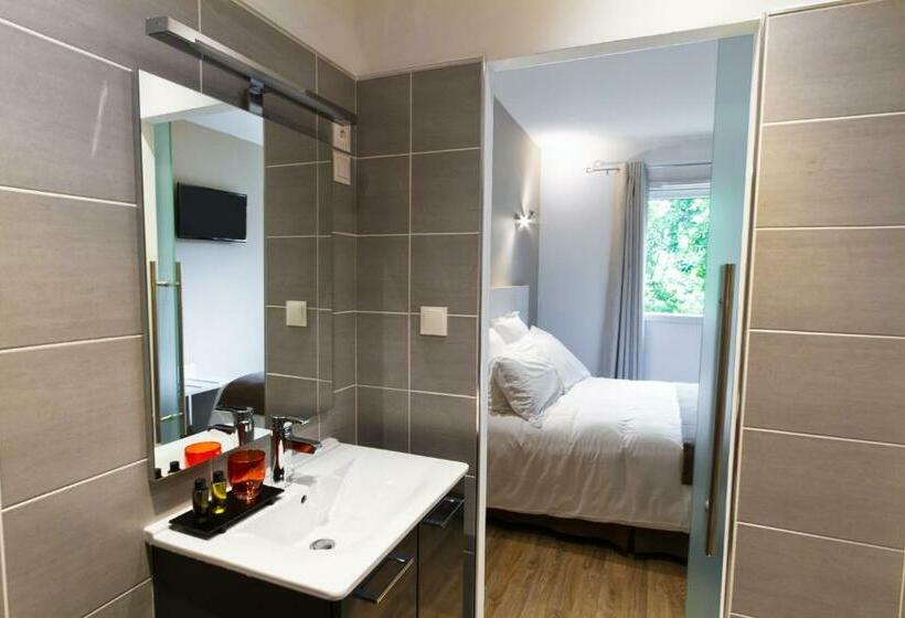 Номер Стандарт, Hôtel Les Petits Oreillers