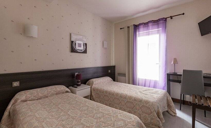 Четырехместный Номер Стандарт, Auberge D Ici Et D Ailleurs