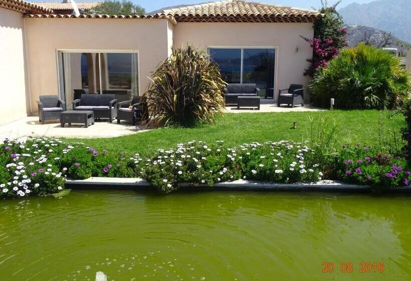 带海景的标准房, Villa La Vista