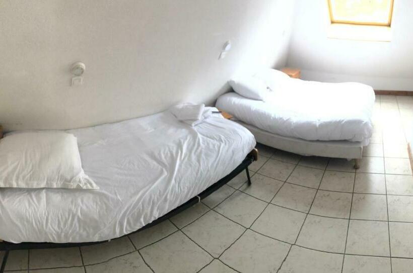 스탠다드 트리플 룸, Auberge De Pra Loup