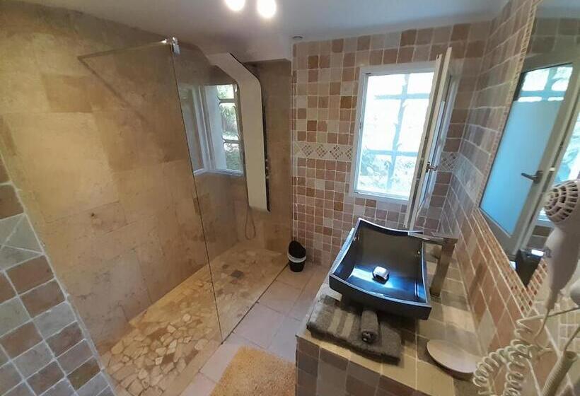 Дом 4 Спальни, Domaine De La Borie Yourhosthelper