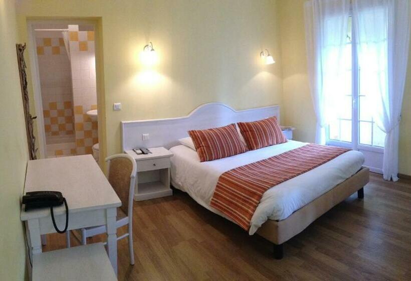 Семейный Номер, Auberge Les Oliviers