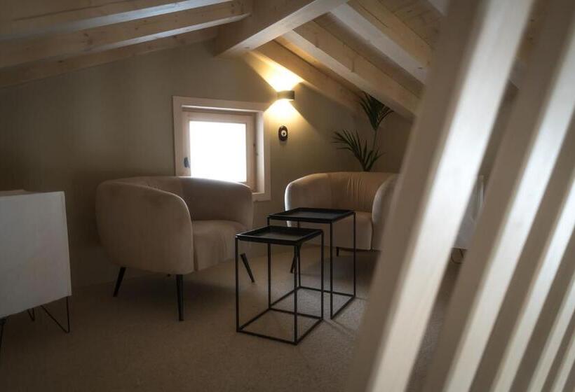스위트, Hôtel Restaurant La Ferme De Cupelin