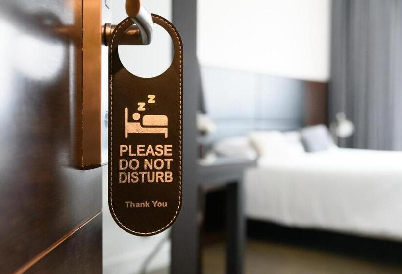 Номер Стандарт, Hype Hôtel