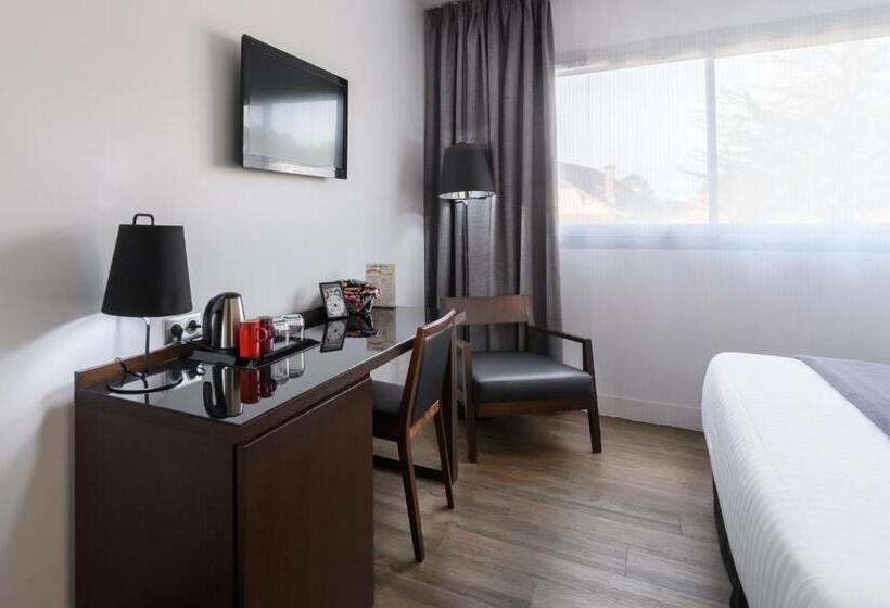 Номер Стандарт, Hype Hôtel