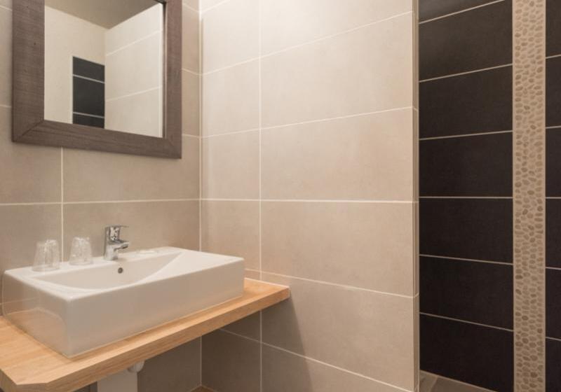 스탠다드 룸, Latitude Ouest Hotel Restaurant & Spa