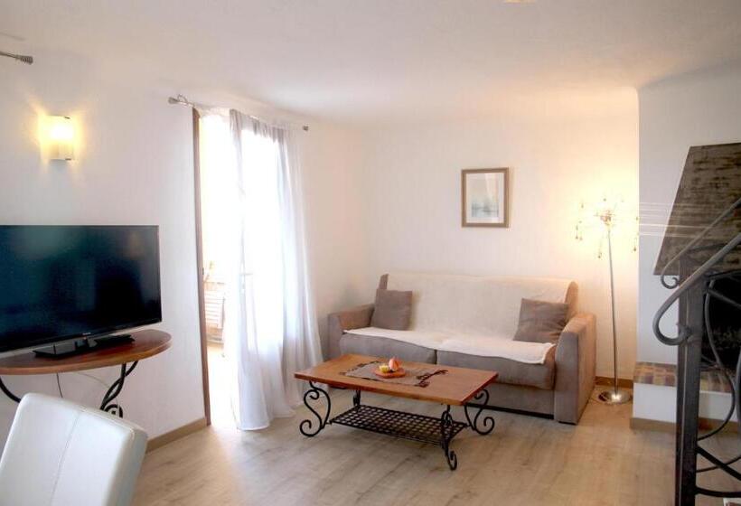 Апартаменты 2 Спальни Вид на Море, Residence A Licetta