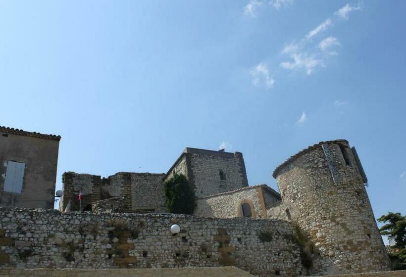 Номер Стандарт, Château De Vedène