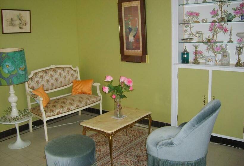 Family Suite, Lalobema