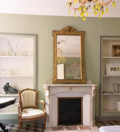 חדר דלוקס לשלושה, Le Chai De Marguerite