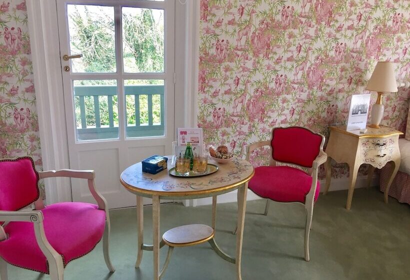 Номер Стандарт, Manoir De Benerville Et Spa
