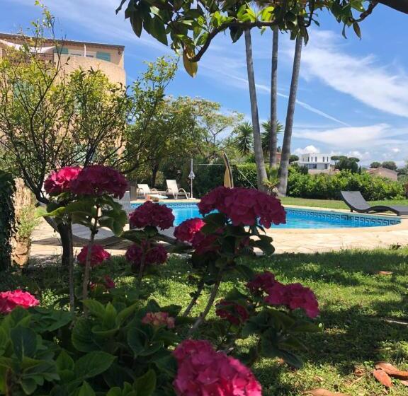자쿠지 스위트, Villa Antoline