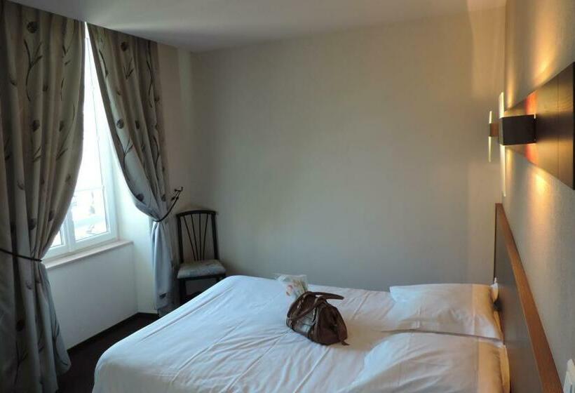 Номер Superior, Hôtel De France