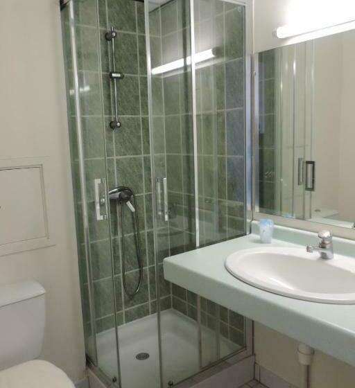 Номер Стандарт, Hôtel De France