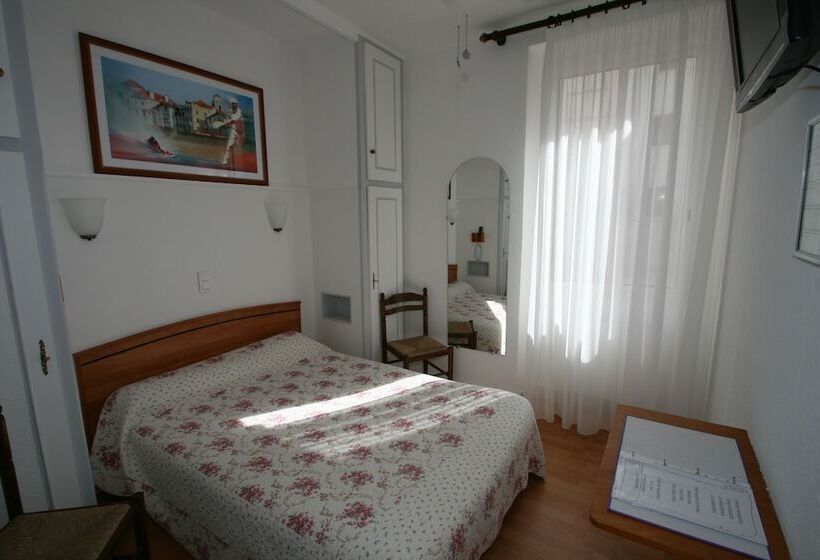 Номер Стандарт, Hôtel Le Magenta