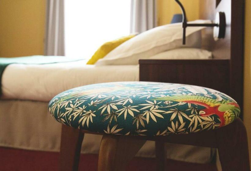 Quarto Estandar com Sacada, Les Coutainvillaises