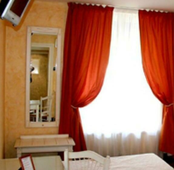标准间, La Maison Blanche