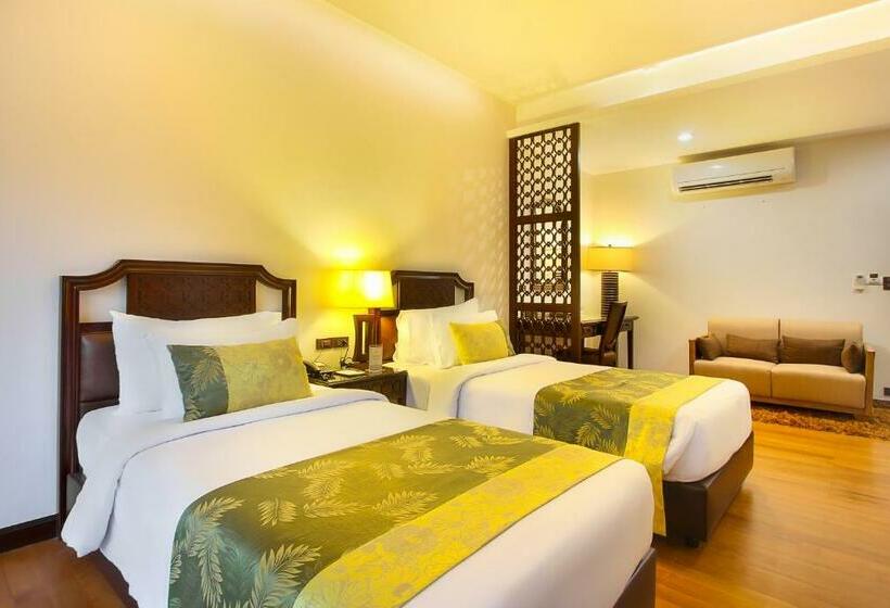 디럭스 룸, Rimnaam Klangchan Hotel   Sha Plus