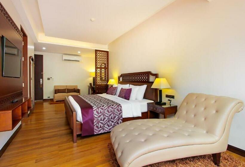 Номер Премиум, Rimnaam Klangchan Hotel   Sha Plus