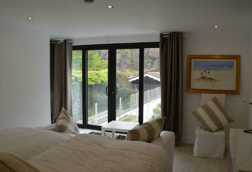 اتاق لوکس با چشم‌انداز باغ, Pier39portrush Adult Only