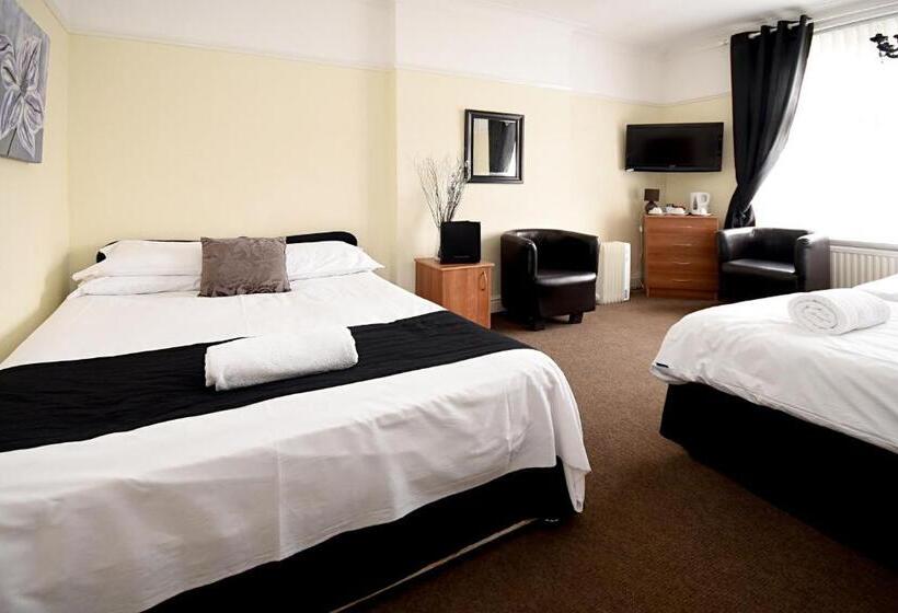 Семейный Номер, Sheridans Budget Accomodation