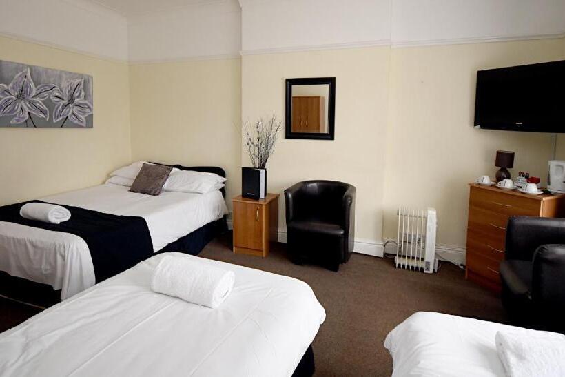 Семейный Номер, Sheridans Budget Accomodation