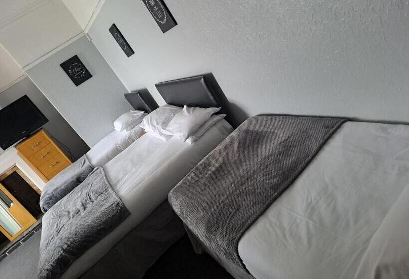 חדר משפחתי, Sheridans Budget Accomodation
