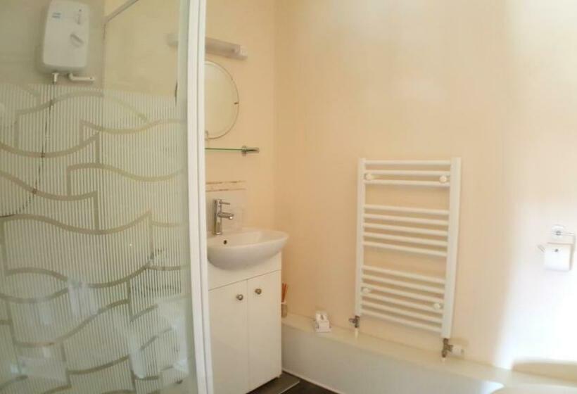 Номер Стандартный с Видом, Schooner Point Guest House
