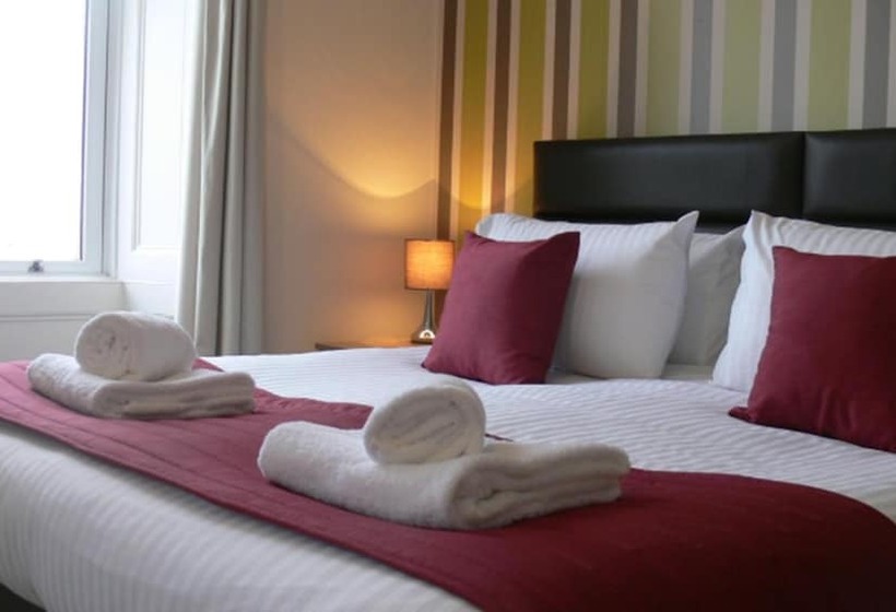 Семейный Номер Вид на Море, The Home Arms Guesthouse