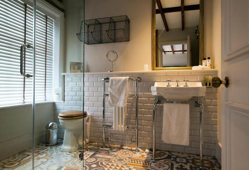 Стандартный Номер Кровать Кинг, The Coach House