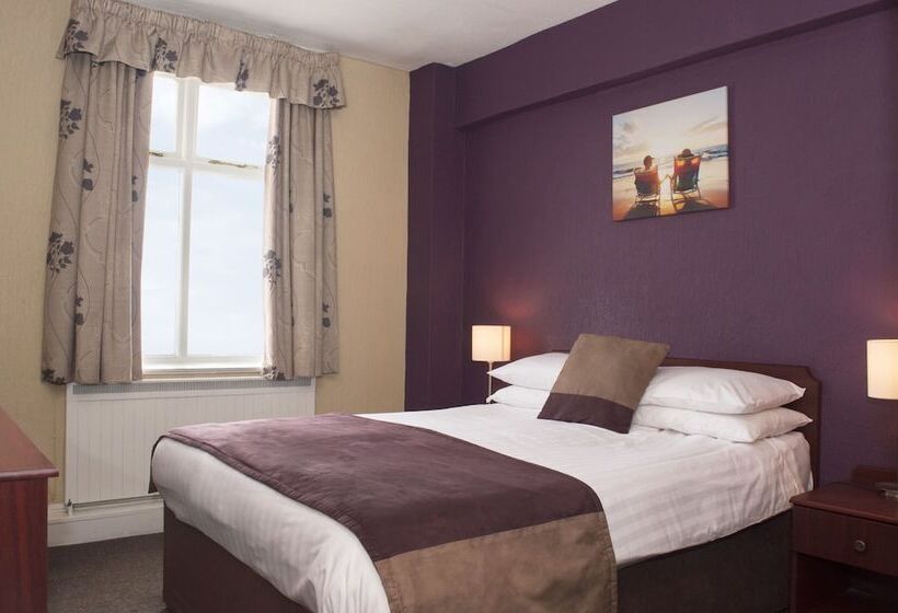 Номер Стандарт, The Highland Hotel By Compass Hospitality