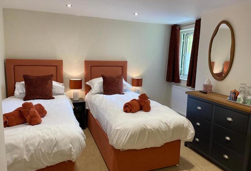 Люкс 2 Спальни, Meadowdore Stay B&b