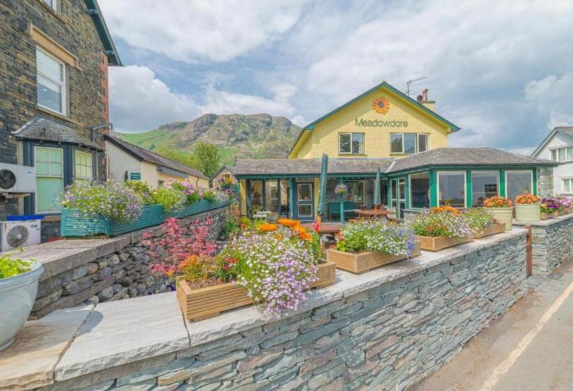 Семейный Номер, Meadowdore Stay B&b