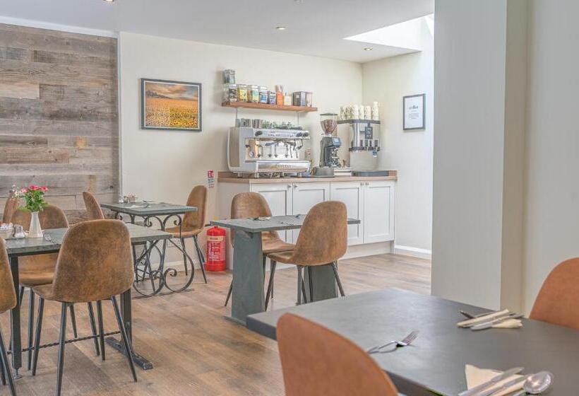 Люкс 2 Спальни, Meadowdore Stay B&b