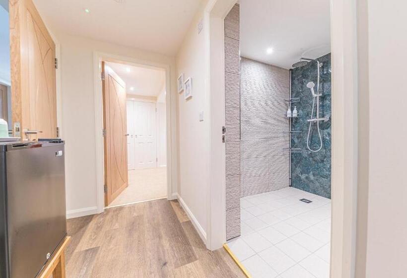 סוויטת 2 חדרי שינה, Meadowdore Stay B&b