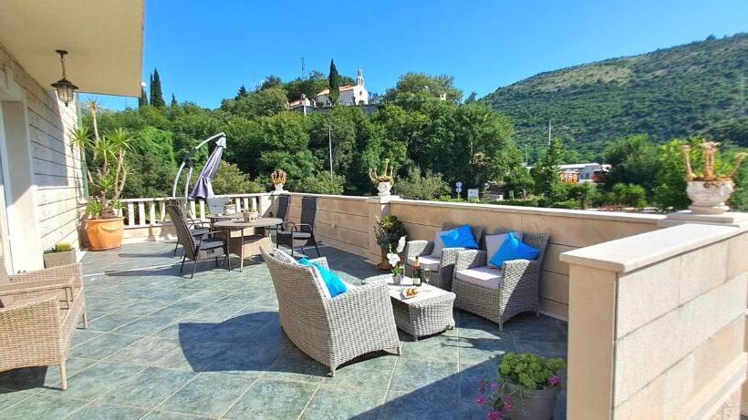 Quarto Estandar, Villa Dubelj Dubrovnik