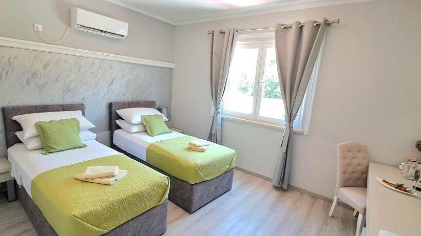 Quarto Estandar, Villa Dubelj Dubrovnik