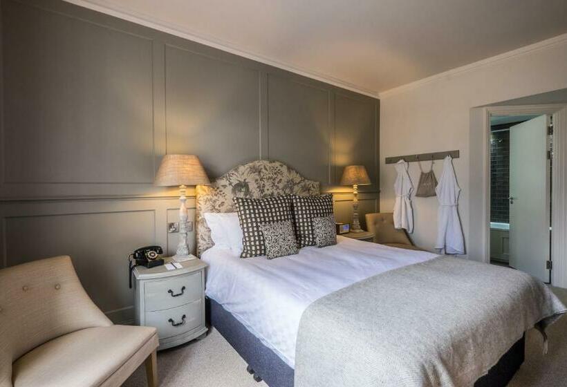 Quarto Estandar, Coach & Horses