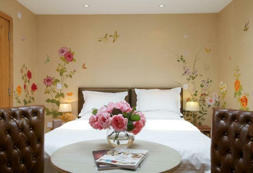 Номер Deluxe, Eckington Manor
