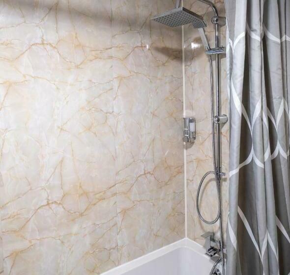 חדר אקונומי יחיד, Royal Lion