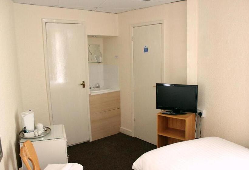 Номер Стандарт Индивидуальный, The Colwyn   Near Pleasure Beach