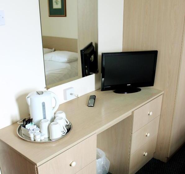 Семейный Номер, The Colwyn   Near Pleasure Beach