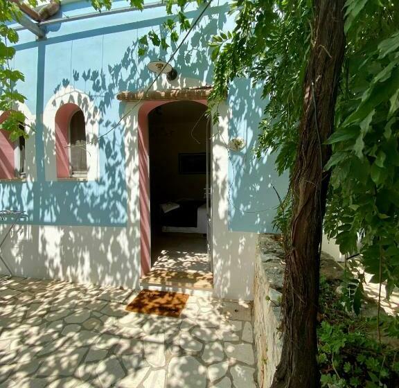 Номер Стандарт, Masseria Trullo Sovrano Exclusive B&b