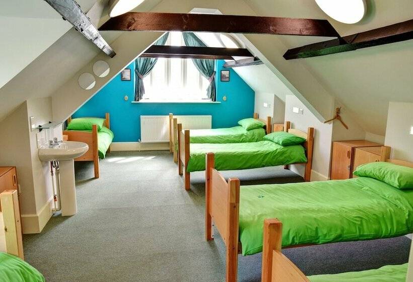 Кровать в Многоместном Номере с Общей Ванной, Yha Boscastle   Hostel