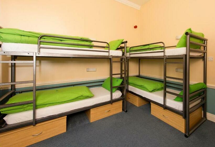 Номер Стандарт Четырехместный Совместный Санузел, Yha Haworth   Hostel