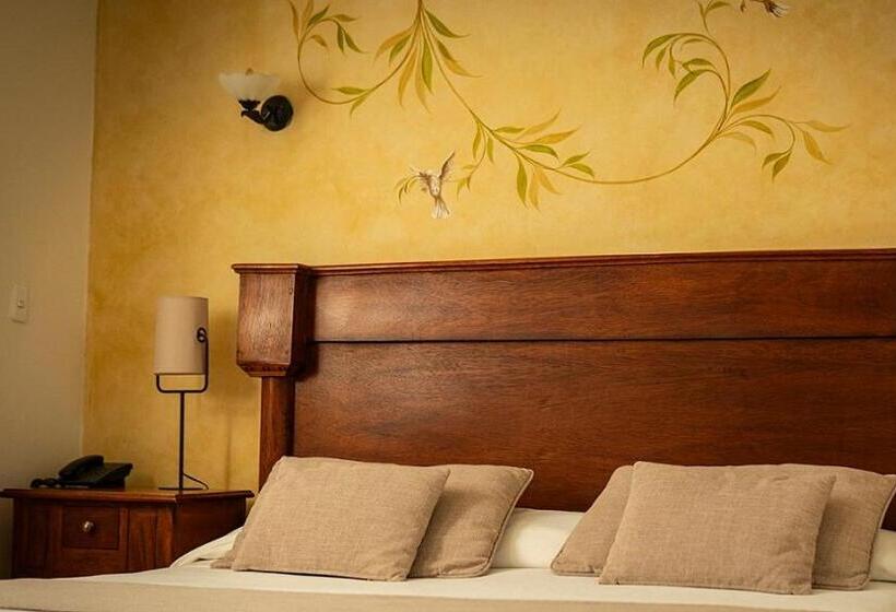 Family Suite, Roka Plaza Hotel Boutique