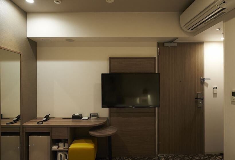 高级三人间, Sotetsu Fresa Inn Ginza  Nanachome